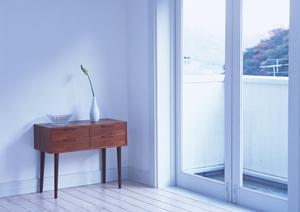 興味のない人も引き付ける一枚板の魅力