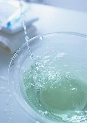 利用してきた家具を東京でアンティークに